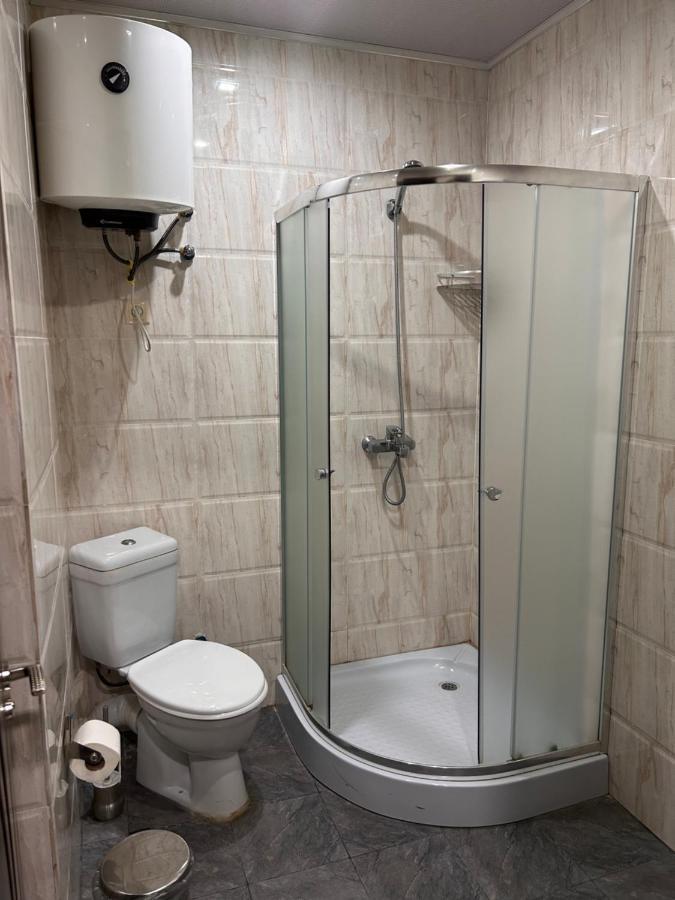 Zeyton Hotel Batoemi Buitenkant foto